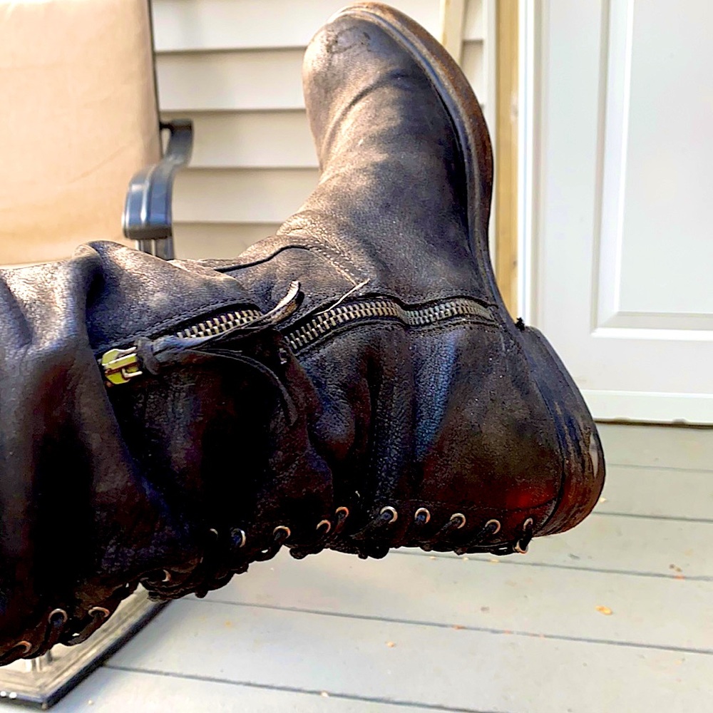 *SUPER RARE* size 40 Miu Miu Blk Corset OTK Boots